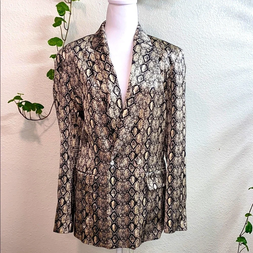 Zara Women Snakeskin Print Women's Blazer, Long Sleeve, Women Size Small - Picture 1 of 15